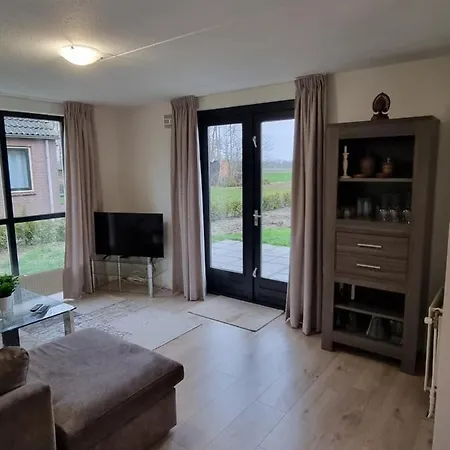 Vakantiewoning Maas En Waal 195 4* Ewijk